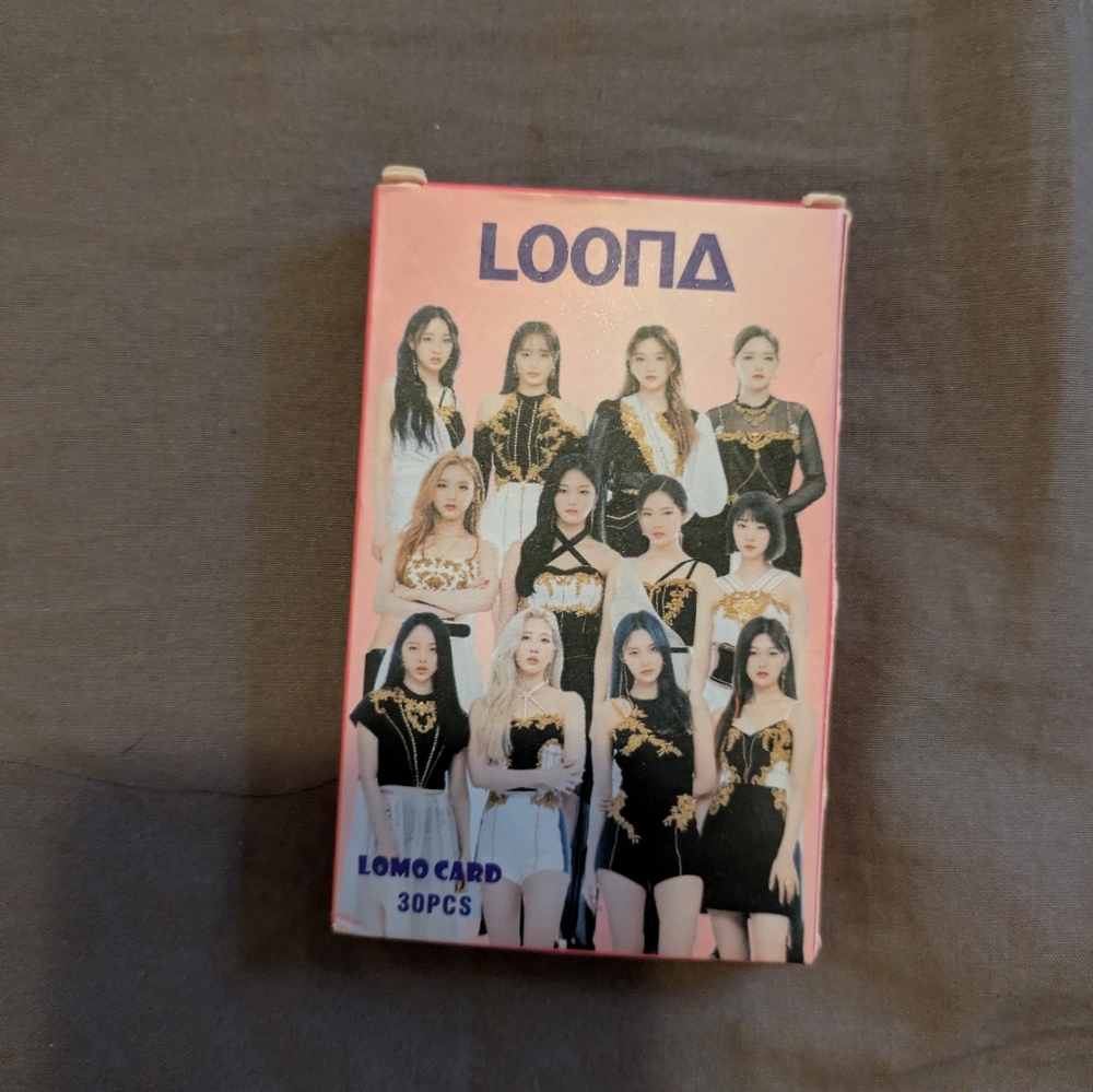 LOONA Lomo Card Set